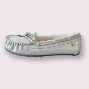 NEW IN BOX- Makula California Mock Out Moccasins Women's Size 6 in White Sparkle